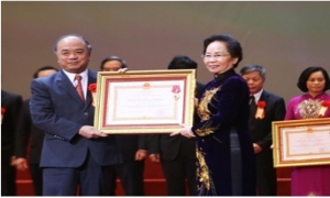 Hội Nông dân Việt Nam nhận Huân chương Lao động hạng Nhất