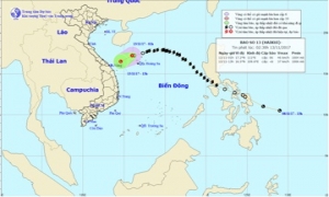 Áp thấp nhiệt đới suy yếu thành một vùng áp thấp trên vùng biển Quảng Trị - Quảng Ngãi
